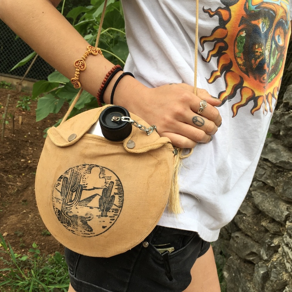 Water canister